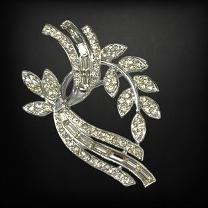 Vintage Signed Lisner Clear Pave Rhinestone Baguette Brooch